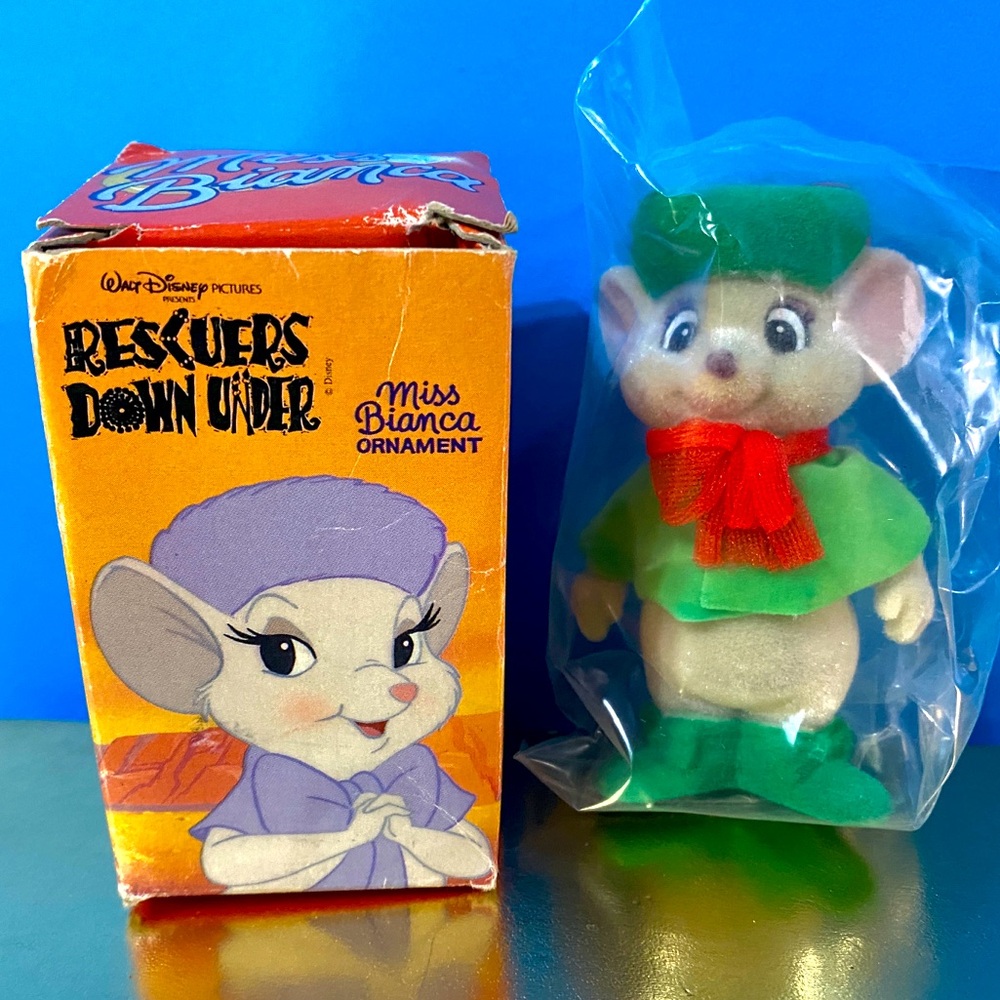 WALT DISNEY VTG 1990 RESCUERS DOWN UNDER MISS BIANCA HOLIDAY ORNAMENT McDONALDS